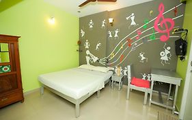 La Maison Radha